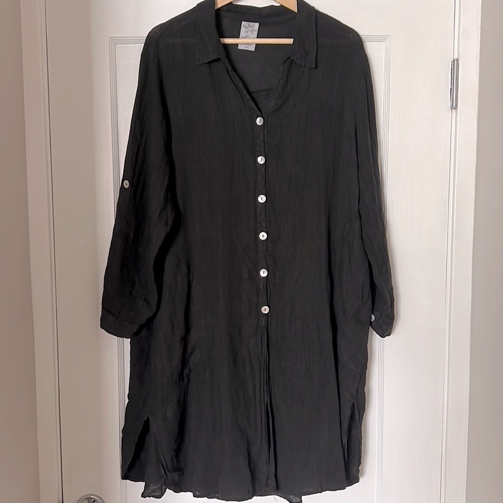 Match Point Black Linen Button Down Duster - image 1